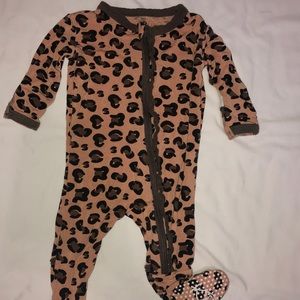 Baby girl clothing, pajamas